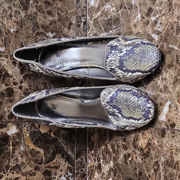 Worthington snake print heels - Picture 2 of 3